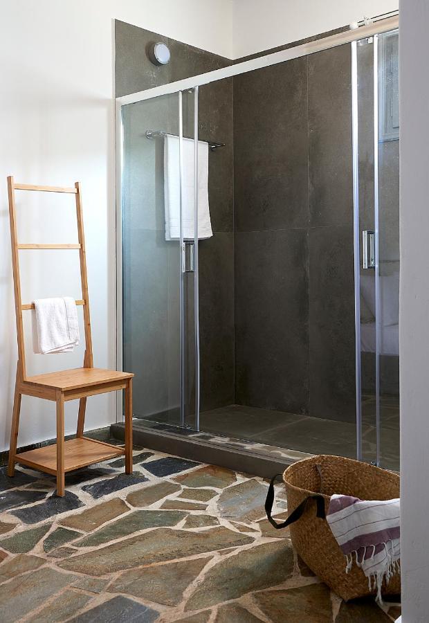 Miramare Luxury Apartments Firopotamos 外观 照片
